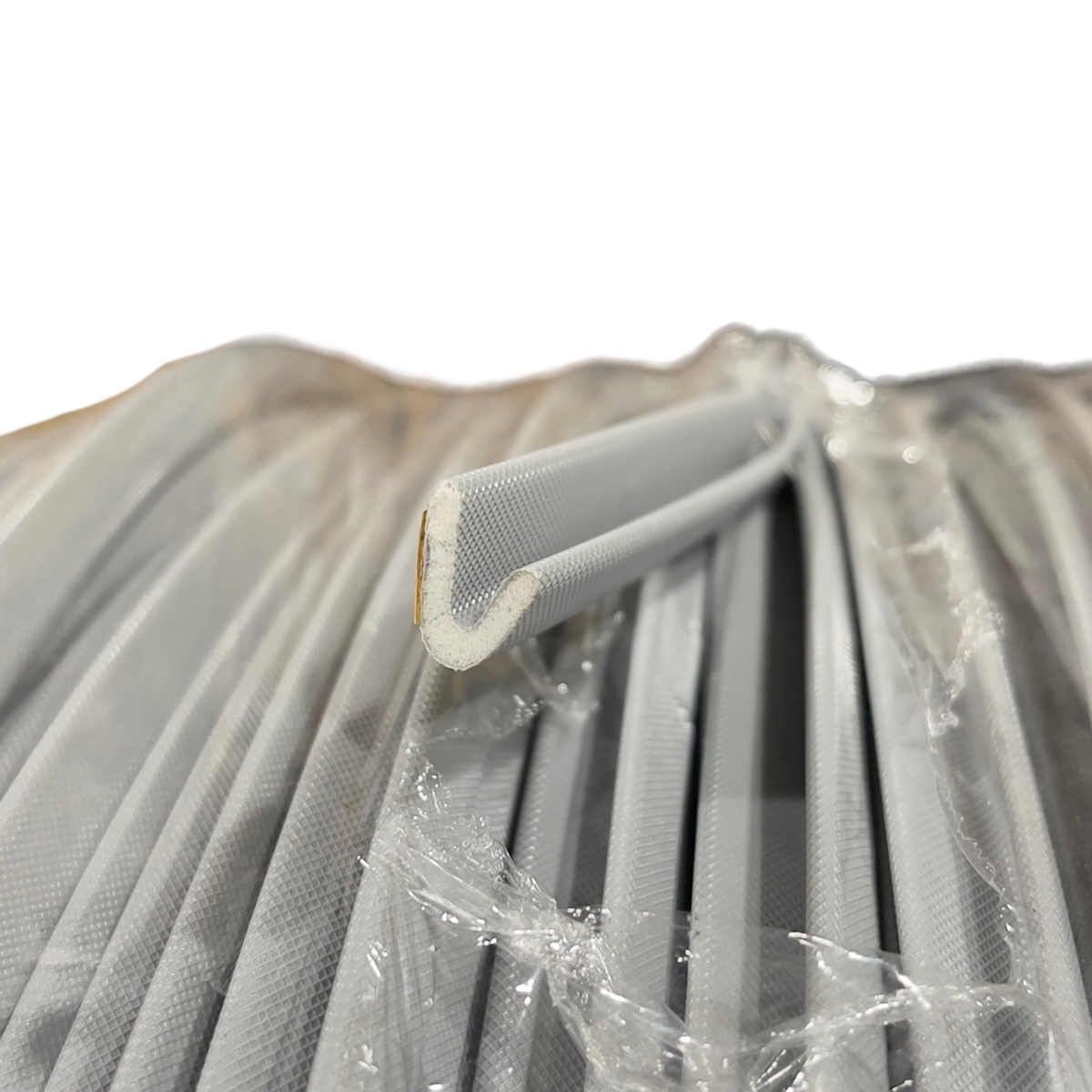 Ущільнювач самоклеючий